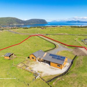 Kinloch stables on Scarlet Drive (new road)